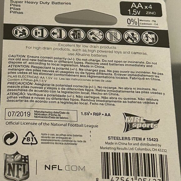 2 Packs of 4 NFL PITTSBURGH STEELERS Super Heavy Duty AA Batteries NEW - Picture 3 of 4